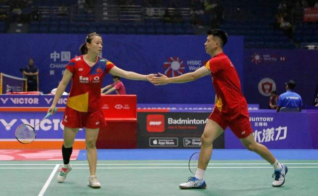 单项赛场中韩对抗 “雅思”“凡尘”逆转获胜进决赛